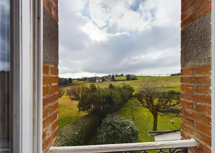 Maison Valentine Marcoles